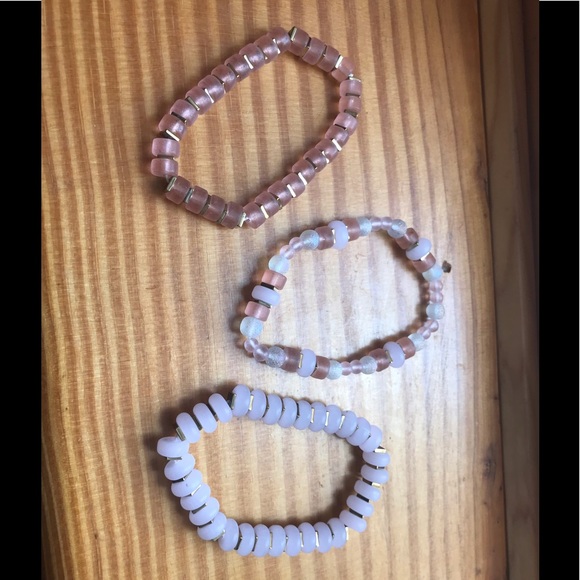 Light pink rose and gold colored bracelet bundle - Picture 4 of 5